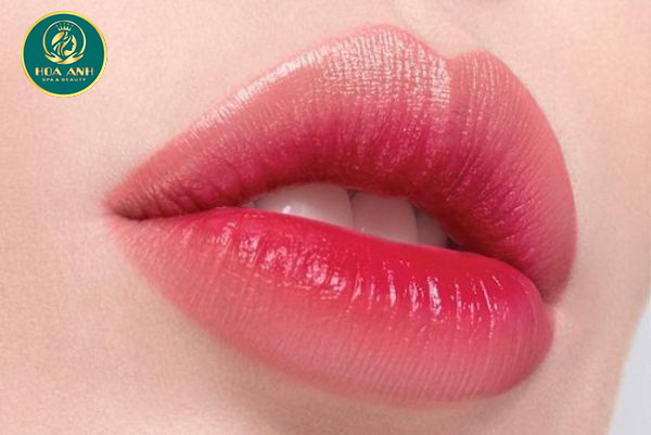 Sau xăm môi nên ăn gì để lên màu đẹp?