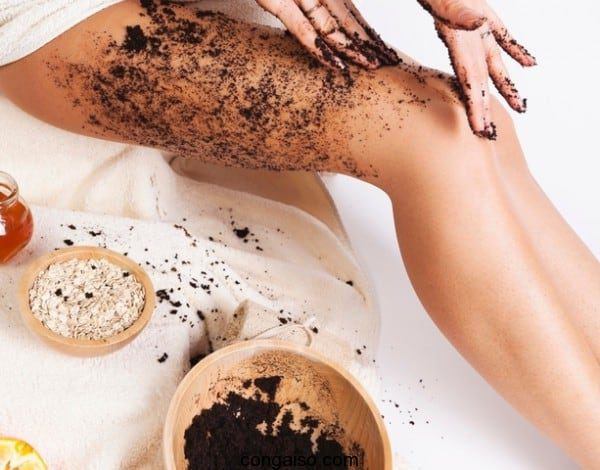 Is it okay to bathe with coffee grounds every day Notes when bathing